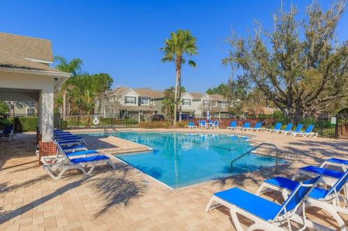 2252 Kings Palace Dr, Riverview FL  33578-2132 exterior