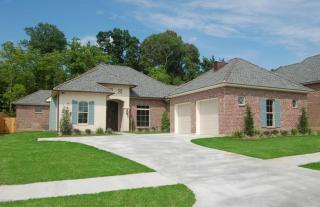 204 Mount Hope Ave, Lafayette, LA 70508-8067