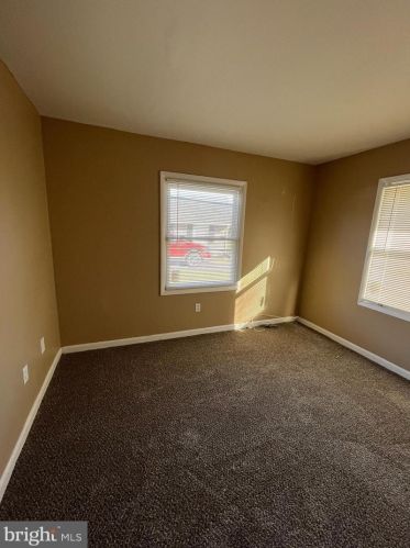 5 Miniature Ln, Willingboro NJ  08046-3109 exterior