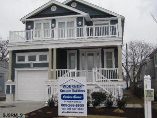 226 35th St, Brigantine City, NJ 08203-1502