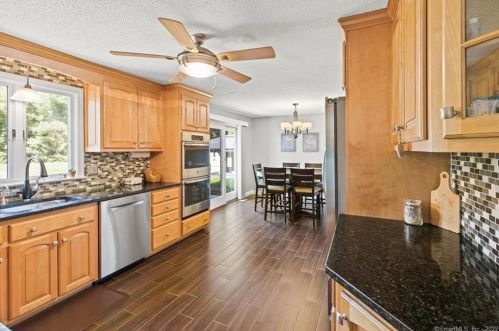 309 Pilgrim Ln, Southington CT  06489-1345 exterior