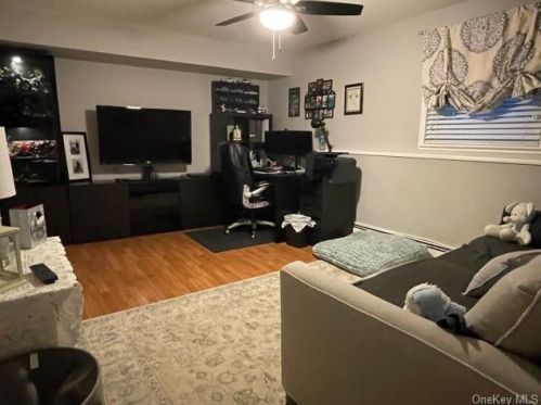 16 Locust Dr, Thiells NY  10984-1405 exterior