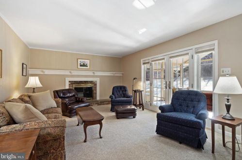 264 Aldrin Dr, Prospectville PA exterior