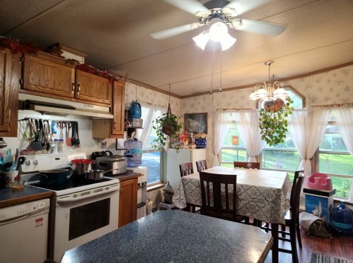 2029 Guthrie Rd, Ford City PA  16226-9204 exterior