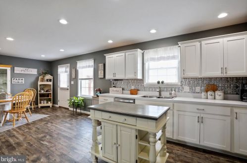 385 Bluebird Trl, Upton PA  17225-1704 exterior