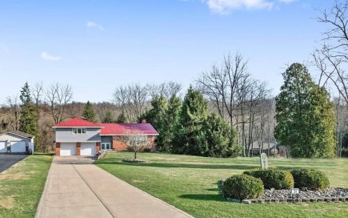 24 Olympic Cir, Coal Center, PA 15423-1007