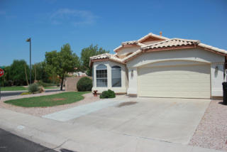 1408 Comstock Dr, Gilbert, AZ 85296-1353