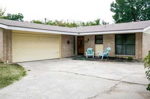 11010 17th Pl, Tulsa, OK 74128-6308