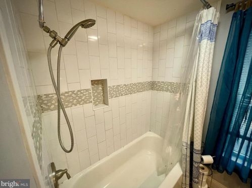 127 Dorman St, Harrington DE  19952-1048 exterior