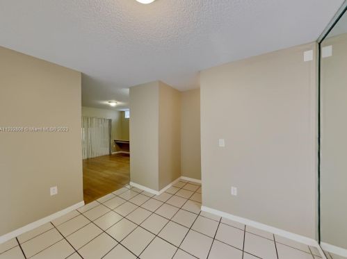 3115 37th Ave, Hollywood FL  33021-1347 exterior