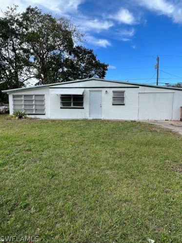 1149 Cherokee Ave, Lehigh Acres, FL 33936-6804