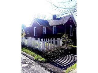 520 5th St, Cambridge, OH 43725-1326