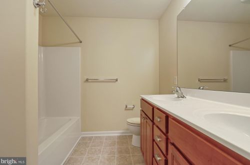 15 Harcrest Ct, Dover DE  19901-6459 exterior