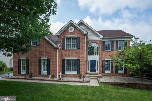 821 Williamsburg Blvd, Downingtown, PA 19335-4124