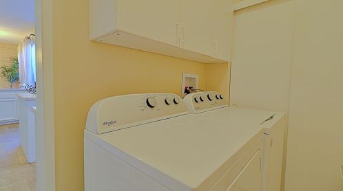 84 Lake Shore Dr, Rancho Mirage CA  92270-4054 exterior