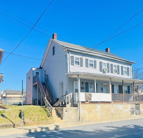 433 Line St, Easton, PA 18042-7302