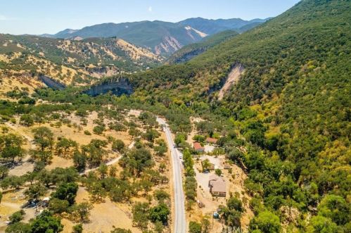 45100 Carmel Vly Rd, Greenfield CA  93927-9757 exterior