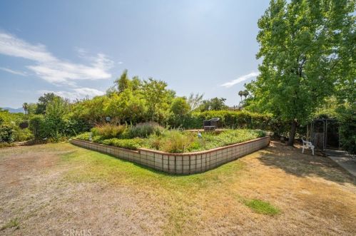 521 Sunnyside Ave, Redlands CA  92373-5635 exterior