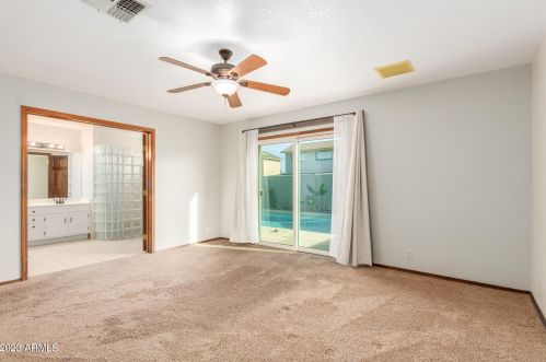 3917 Misty Willow Ln, Glendale AZ  85310-4031 exterior