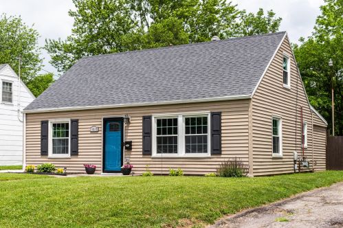 1810 Sweetbriar Ln, Springfield, OH 45505-4326