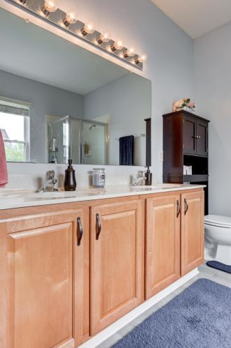 4704 Trumhall Dr, Darbydale OH  43123-8127 exterior