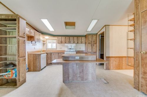 20235 Guffy Ln, Wildomar CA 92595-8798 exterior