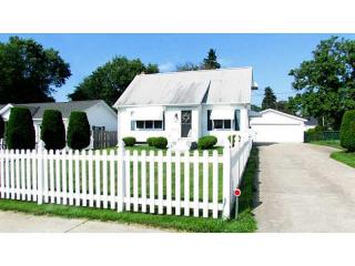 931 Michigan Blvd, Erie, PA 16505-3811