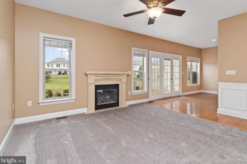 1905 Roxbury Ct, Navy Sup Dpt, PA 17055-7023