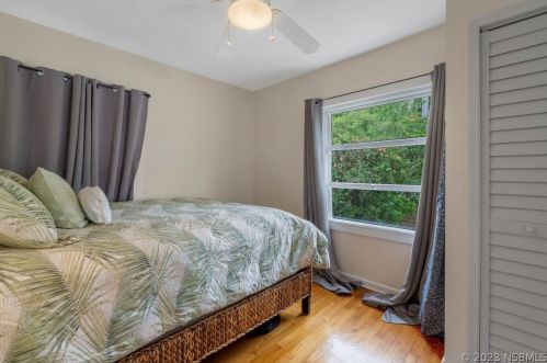 5959 Riverside Dr, Daytona Beach FL 32127-6445 exterior