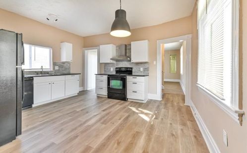 5550 Brownsville Rd, Pittsburgh, PA 15236-2900