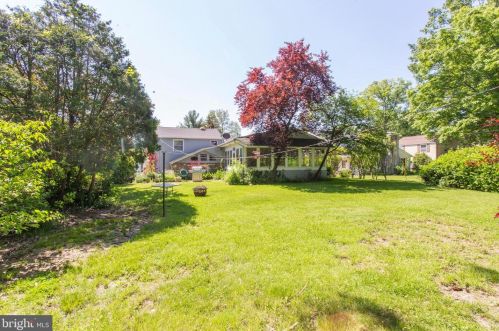 913 Catherine Ave, Woodlyn PA  19094-1002 exterior