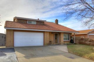 2717 Bridgeford Dr, Sacramento, CA 95833-1736