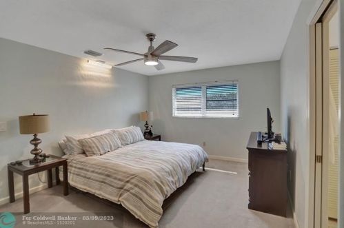 305 4th Ter, Dania Beach FL  33004-4714 exterior