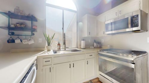 2237 Heritage Manor Dr, Riverbank CA  95367-2649 exterior