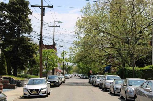 72 14th St, Bayonne NJ  07002-3524 exterior