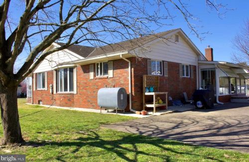 395 Dutch Mill Rd, Newfield NJ  08344-5130 exterior