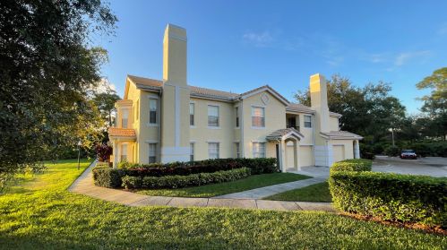 114 Peacock Blvd, Fort Pierce, FL 34986-3475
