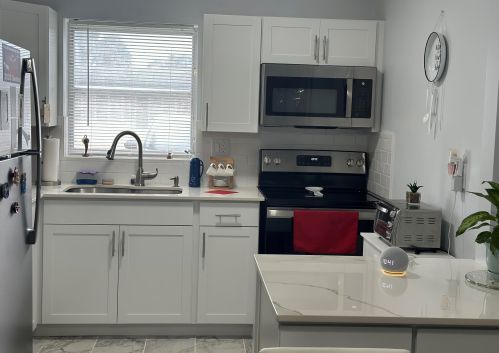 2572 Emory Dr, West Palm Beach, FL 33415-7828