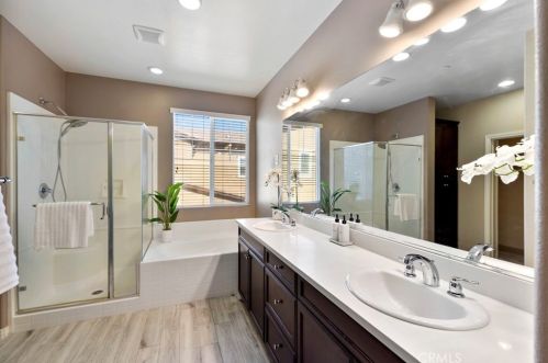 14355 Penn Foster St, Chino CA  91710-1368 exterior