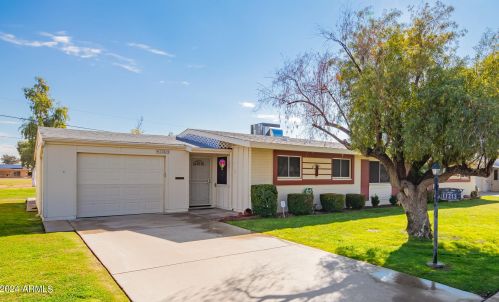 11213 Coggins Dr, Sun City, AZ 85351-4212