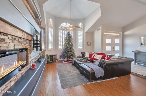 4263 Jasper Dr, Chandler AZ 85226-7226 exterior