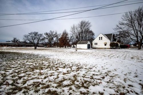 1015 Lincolnway, Goshen, IN 46526-4220