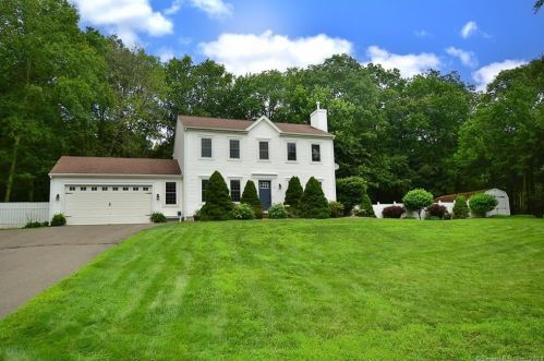 1 Jacobs Hill Rd, Ellington CT  06029-3117 exterior