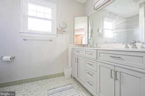 2402 Lexington Ave, Camden NJ  08110-1942 exterior