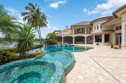 11551 Aerie Ln, Naples, FL 34120-4334