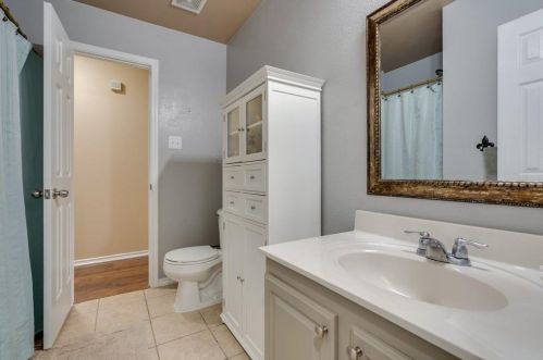 4705 Heron Pond Ln, Denton TX  76208-6809 exterior