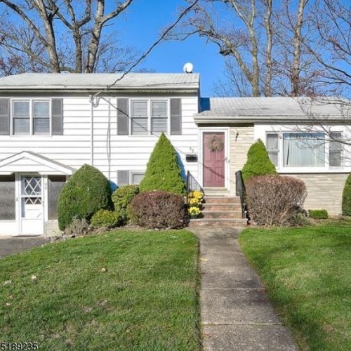 90 Woodland Ave, Verona, NJ 07044-2206