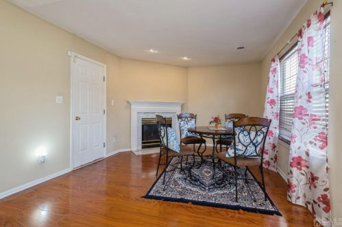 45 Devon Dr, East Brunswick NJ  08816-5329 exterior