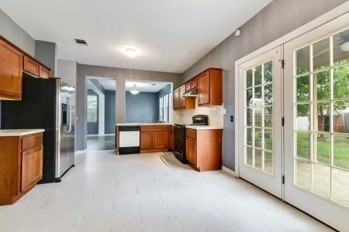 11500 Marshall St, Webberville TX  78653-4964 exterior