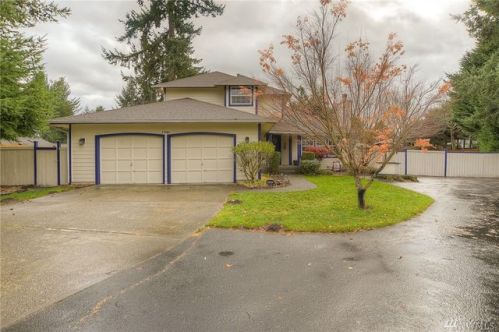 1741 Parkridge Dr, Olympia, WA 98501-7243